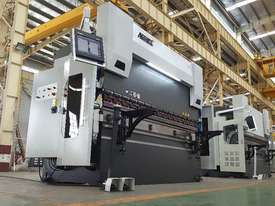 ACCURL 4200mm x 250Ton 5 Axis CNC  - picture0' - Click to enlarge