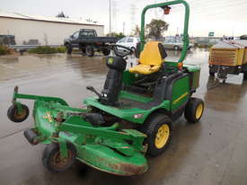 John Deere 1445 Outfront Mower - picture2' - Click to enlarge