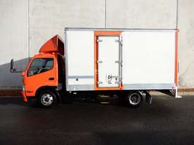 Hino 716 - 300 Series Hybrid Pantech Truck - picture0' - Click to enlarge