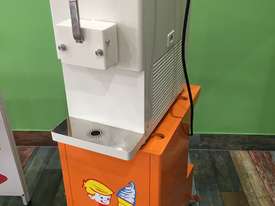 Gelmatic Ice Cream Machine SC 150 GR - retail shop. ONLY $6000 - SAVE $7k!! - picture0' - Click to enlarge