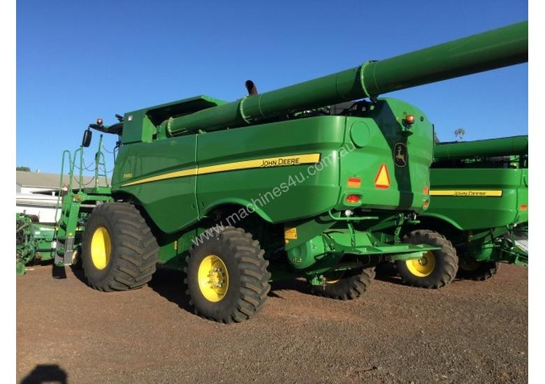 caption John Deere S680 Header(Combine) Harvester/Header