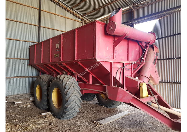 caption White Chaser Bin