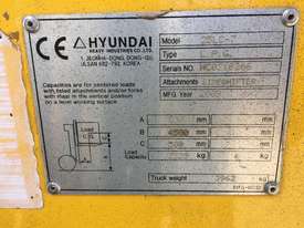 2009 Hyundai 25LC-7 - picture2' - Click to enlarge