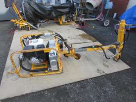 TRACK PACK, MELVILLE EQUIPMENT MODEL FP143 FL - picture0' - Click to enlarge