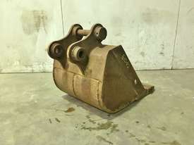530MM BUCKET WITH TEETH AND BLADE SUIT 3-4T EXCAVATOR E042 - picture0' - Click to enlarge