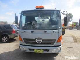 2006 Hino FC4J - picture1' - Click to enlarge