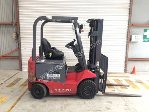 1.8T Battery Electric 4 Wheel Battery Electric Forklift