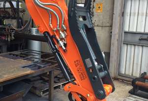 GARDNER ENGINEERING - Hitachi 5T with Tilt Hitch & Thumb