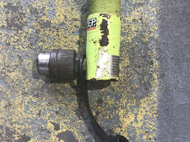 Porta Power Larzep 5 Ton Hydraulic Ram Single Acting Cylinder SM00502 - picture1' - Click to enlarge