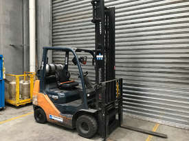 Toyota 32-8FGK25 LPG / Petrol Counterbalance Forklift - picture0' - Click to enlarge