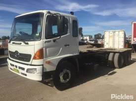 2005 Hino FM1J Ranger - picture2' - Click to enlarge