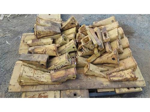 D6- Dozer , CAT Excavator Bucket Teeth &