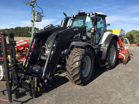 Valtra  T154H FWA/4WD Tractor - picture0' - Click to enlarge