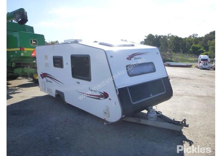 Avan frances best sale 560 hardtop caravan