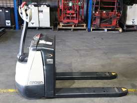 Electric Forklift Walkie Pallet WP Series 2006 - picture1' - Click to enlarge