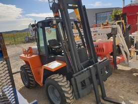 AUSA 4WD buggy forklift - picture1' - Click to enlarge