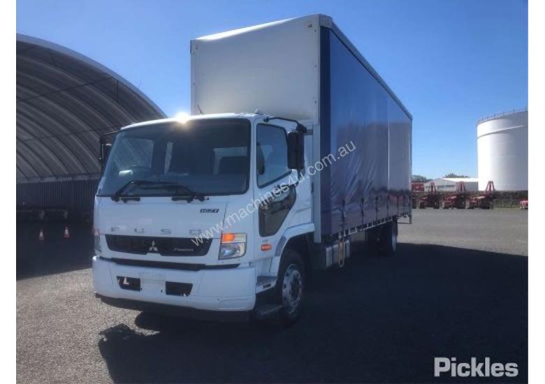 caption 2016 Mitsubishi Fighter FM 1627