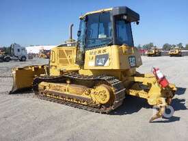 CATERPILLAR D6K Crawler Tractor - picture2' - Click to enlarge