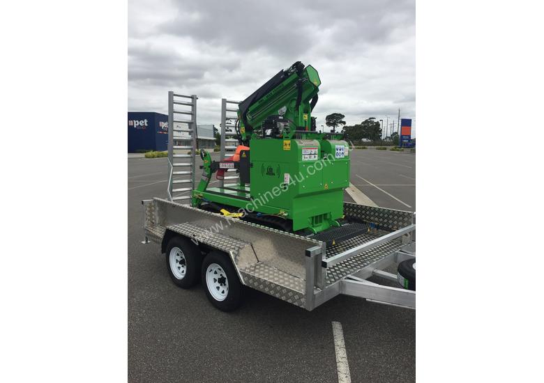 caption Mini Crane Crawler Lift Capacity massive 1.5tonne 1 metre wide only!!