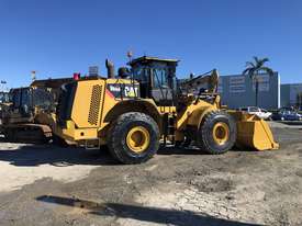 Caterpillar 966K Loader - picture2' - Click to enlarge