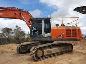 HITACHI EXCAVATOR  ZAXIS ZX350 LCH 3 - picture2' - Click to enlarge