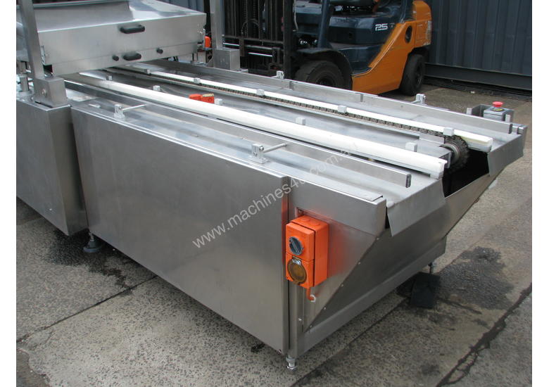 caption Biscuit Muffin Cake 6 Head Depositor with Indexing Conveyor