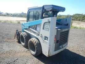 2015 Toyota SDK 8 Skidsteer Loader - picture0' - Click to enlarge