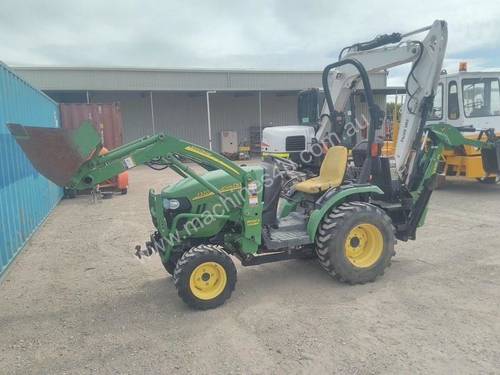 John Deere 2320