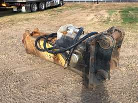 Soosan SQ80 2 Ton Silenced Rock Breaker  - picture0' - Click to enlarge