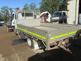 Mitsubishi Fuso Canter Wrecking Stock #1781 - picture2' - Click to enlarge