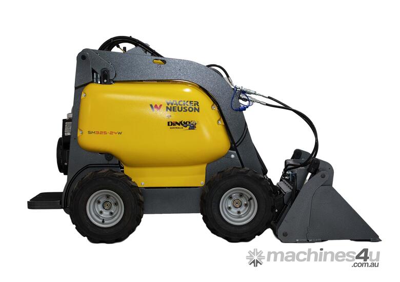caption New Wacker Neuson Dingo Mini Loader SM325-24W EFI Petrol, inc 4-1 Bucket