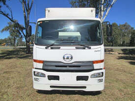 UD Condor PK Pantech Truck - picture0' - Click to enlarge