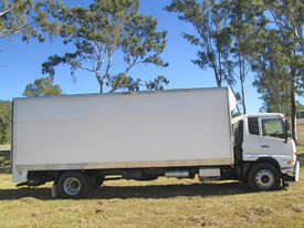 UD Condor PK Pantech Truck - picture2' - Click to enlarge