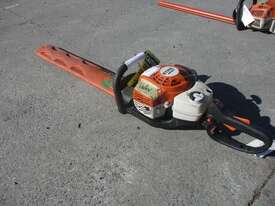Stihl HS82T Hedger - picture0' - Click to enlarge
