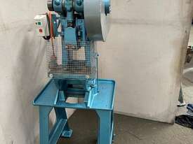 John Heine 200A Series 2 Incline Press 3 ton - picture0' - Click to enlarge