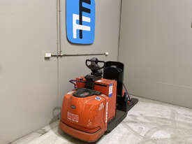 Raymond 8500 Pallet Truck Forklift - picture1' - Click to enlarge