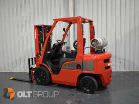 Used Nissan P1F2A25DU 2.5 Tonne Forklift 4.3m Container Mast LPG Sideshift EFI Engine - picture0' - Click to enlarge