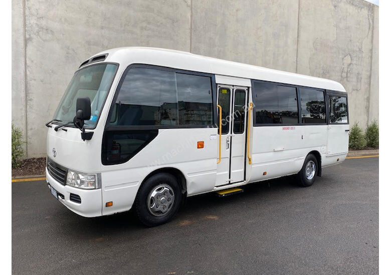 caption Toyota COASTER Mini bus Bus
