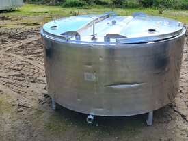 STAINLESS STEEL TANK, MILK VAT 1130 LT - picture2' - Click to enlarge