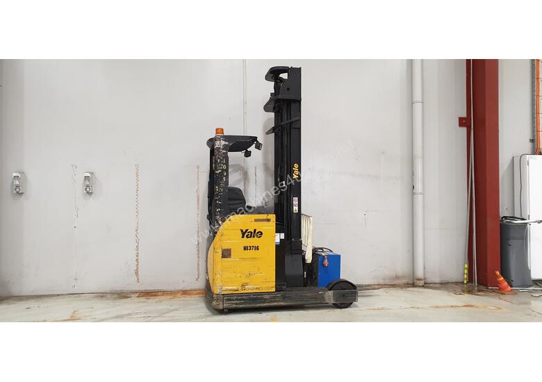 caption 1.6T Battery Electric Reach Sit Down