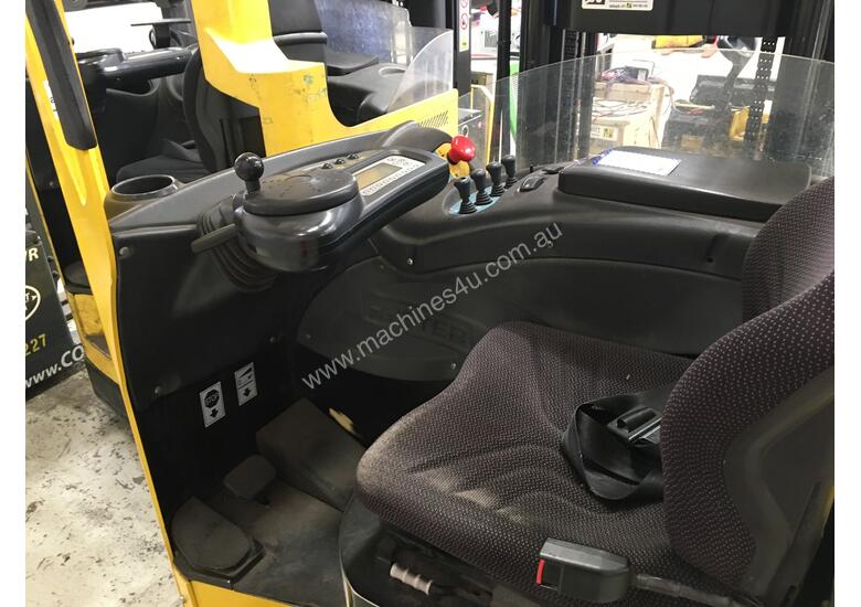 caption 1.6T Battery Electric Reach Sit Down