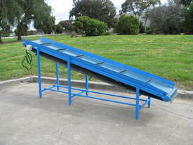 Incline Motorised Belt Conveyor - 3.4m long - Fleming - picture0' - Click to enlarge