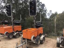 A1 Traffic Control CS200 Light Set - picture0' - Click to enlarge