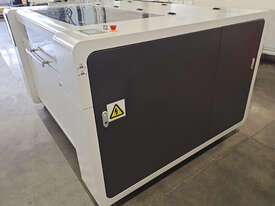 Co2 Laser Engraving and Cutting Machine 1000mm x 600mm  - picture0' - Click to enlarge
