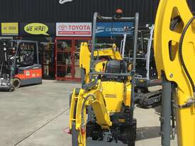 MINI EXCAVATOR great machine with narrow access. - picture1' - Click to enlarge