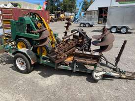Kanga GB-6 Petrol with trailer/post hole  - picture0' - Click to enlarge