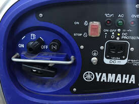 Yamaha Inverter Generator 2.4 KVA Silent Petrol Portable EF2400IS - Used Item - picture2' - Click to enlarge