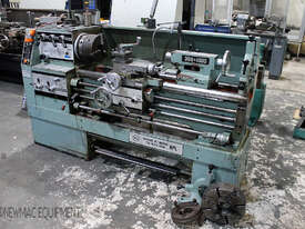 Shenyang HPL 360 x 1000 Centre Lathe - picture1' - Click to enlarge