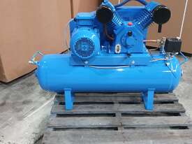 5.5hp Piston Compressor, 5 YEAR WARRANTY, Australian Made, 25cfm, 100L - picture2' - Click to enlarge