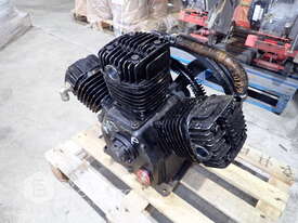 3 HEAD AIR COMPRESSOR PUMP - picture1' - Click to enlarge